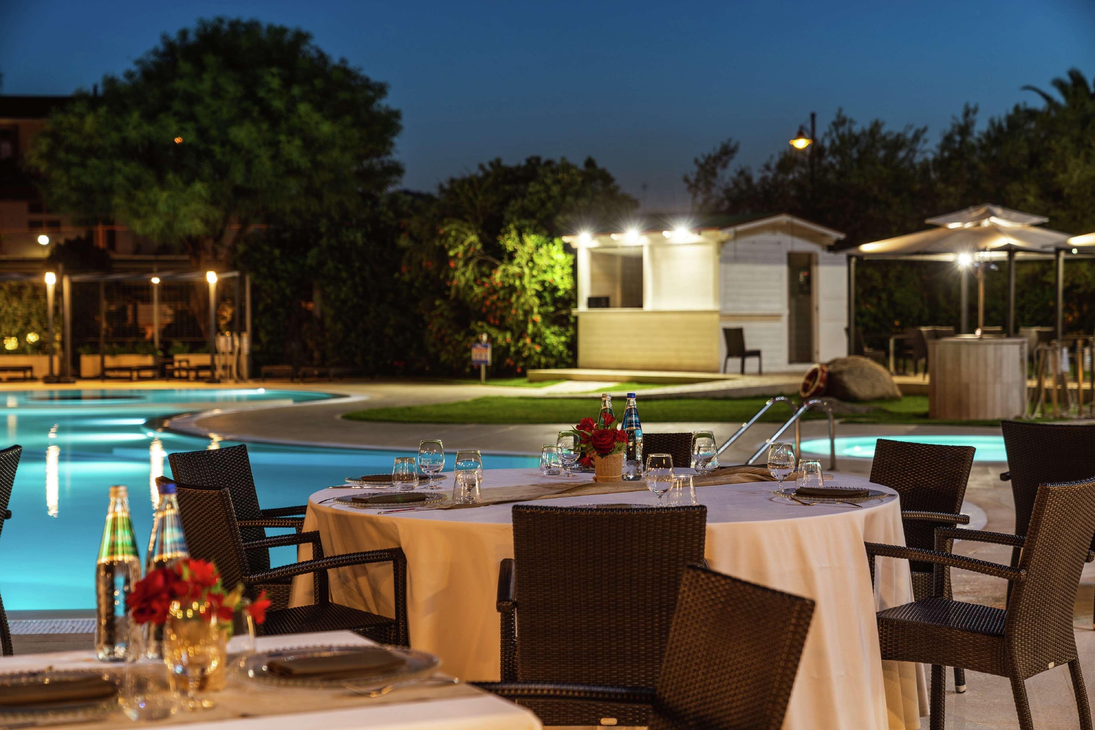 Delta Hotels By Marriott Olbia Sardinia Exterior foto
