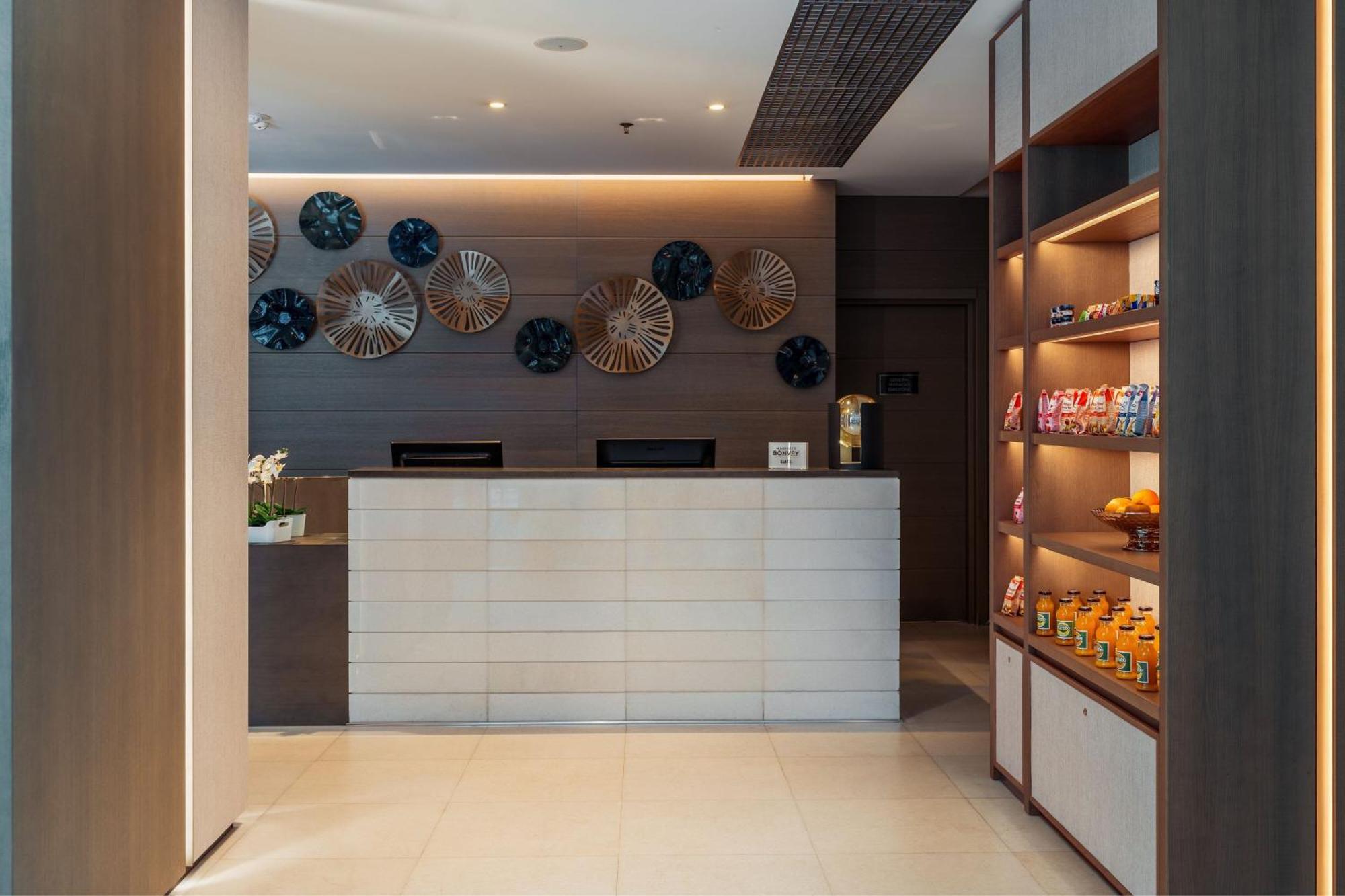 Delta Hotels By Marriott Olbia Sardinia Exterior foto