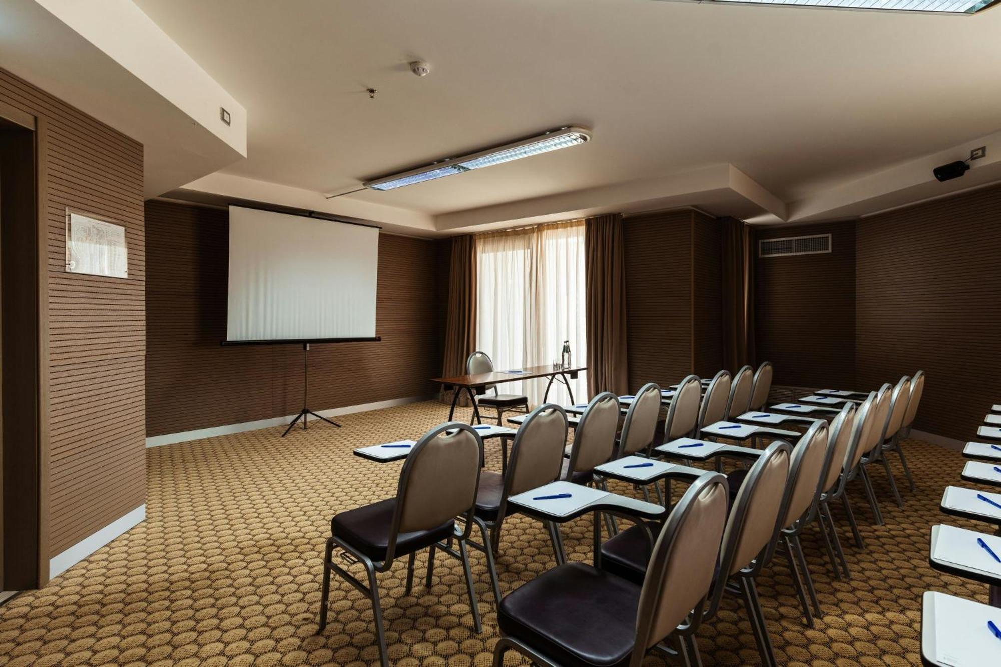 Delta Hotels By Marriott Olbia Sardinia Exterior foto